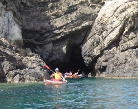 excursion kayak cuevas menorca
