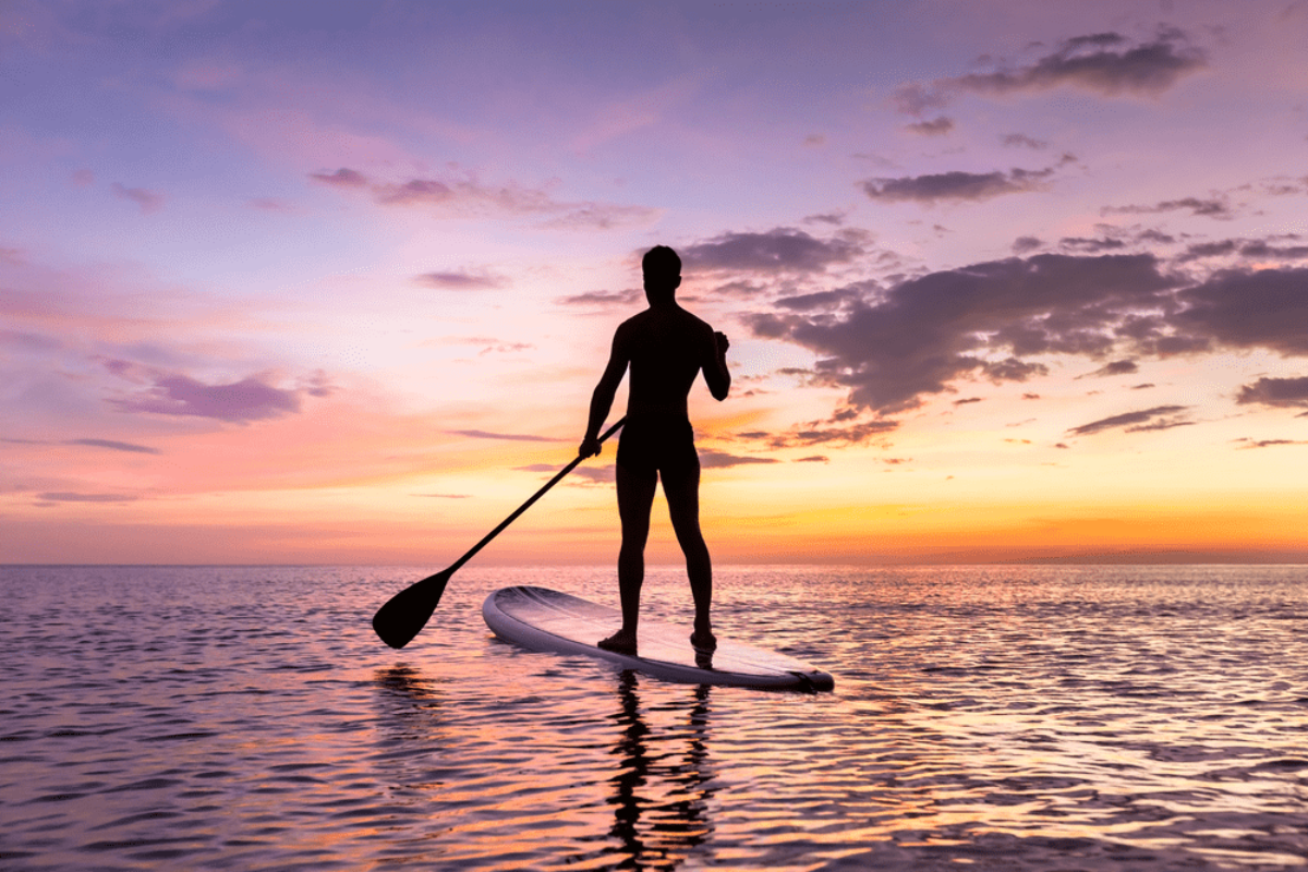 ¿Cómo hacer paddle surf correctamente?